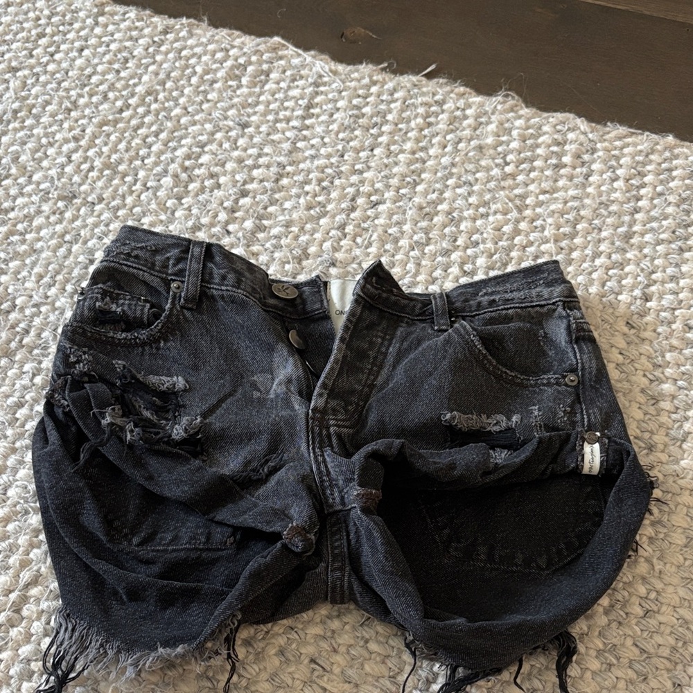 One teaspoon black shorts